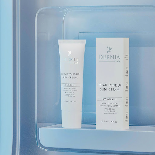 Kem Chống Nắng Nâng Tone, Phục Hồi DERMIA Lab Repair Tone-Up Sun Cream